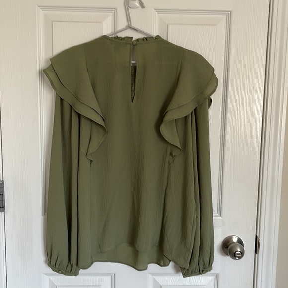 Long Sleeve Ruffle Top | RW & Co. | Medium - Picture 2 of 4